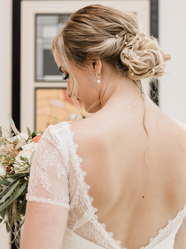 close up of bridal hair